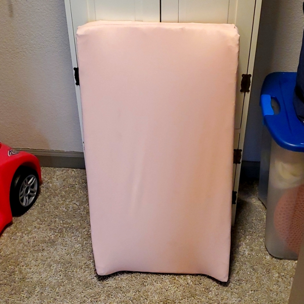 Waterproof baby changing pad